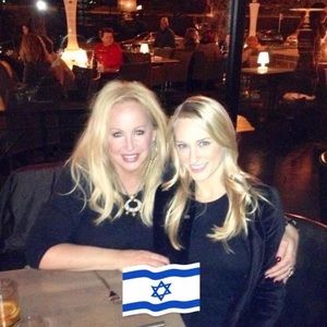 Meet your Posher, Sally